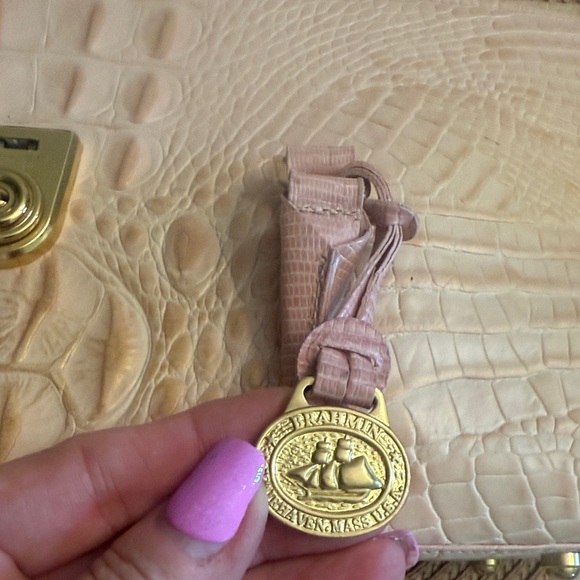 Brahmin Cream /Pink Crocodile-Embossed Women's Bag - Picture 9 of 17